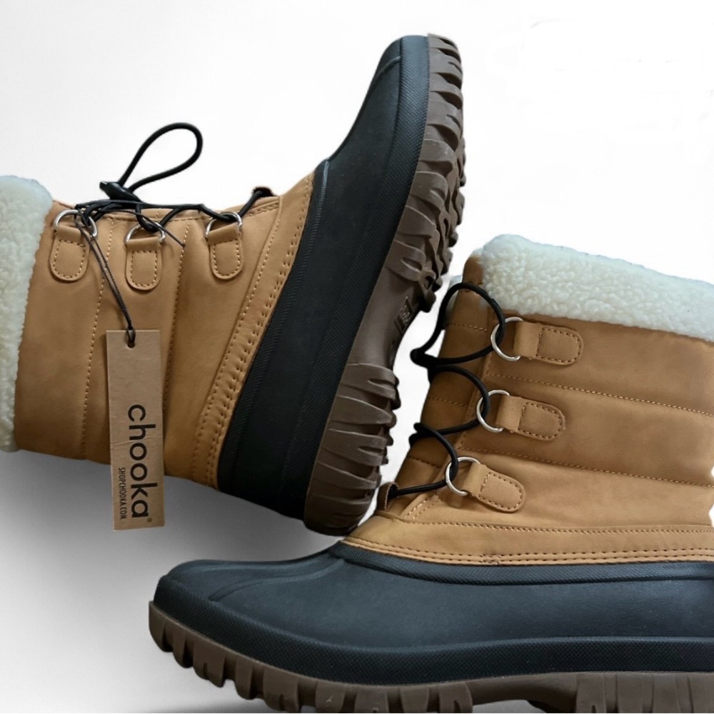 Chooka Tan and Black Snow Boots NEW WITH TAGS SIZE 6